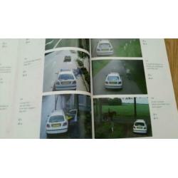 900 vragen Auto Theorie examen incl oefen CD-ROM