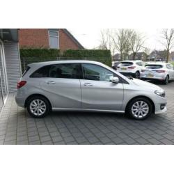 Mercedes-benz B-KLASSE B 180 AMBITION 7G-DCT CRUISE ' NAVI '