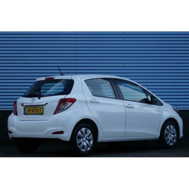 Toyota Yaris 1.0 VVT-i Comfort Airco, Navigatie, Bluetooth,