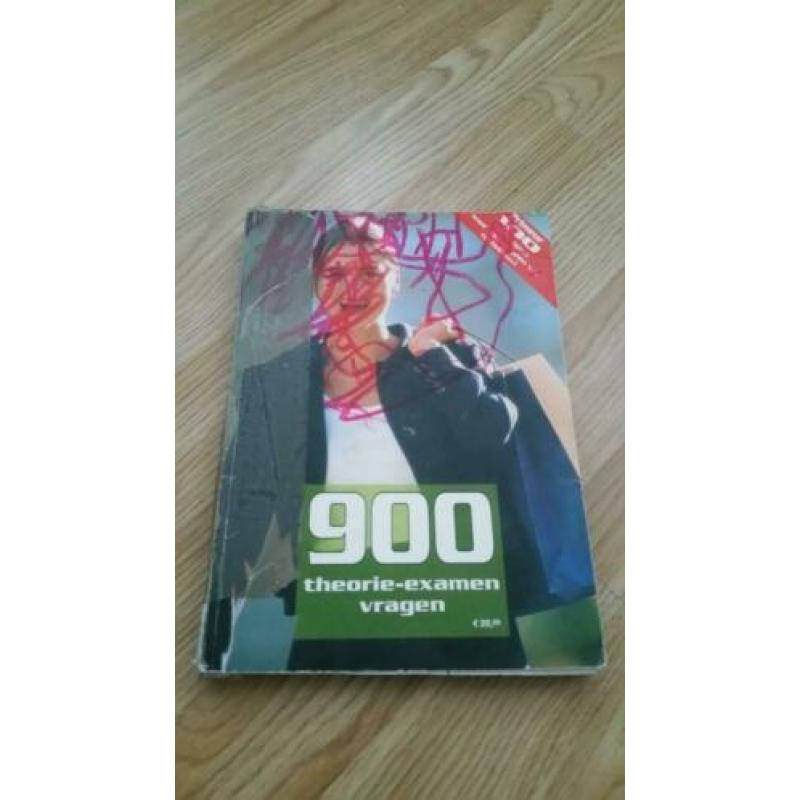 900 vragen Auto Theorie examen incl oefen CD-ROM