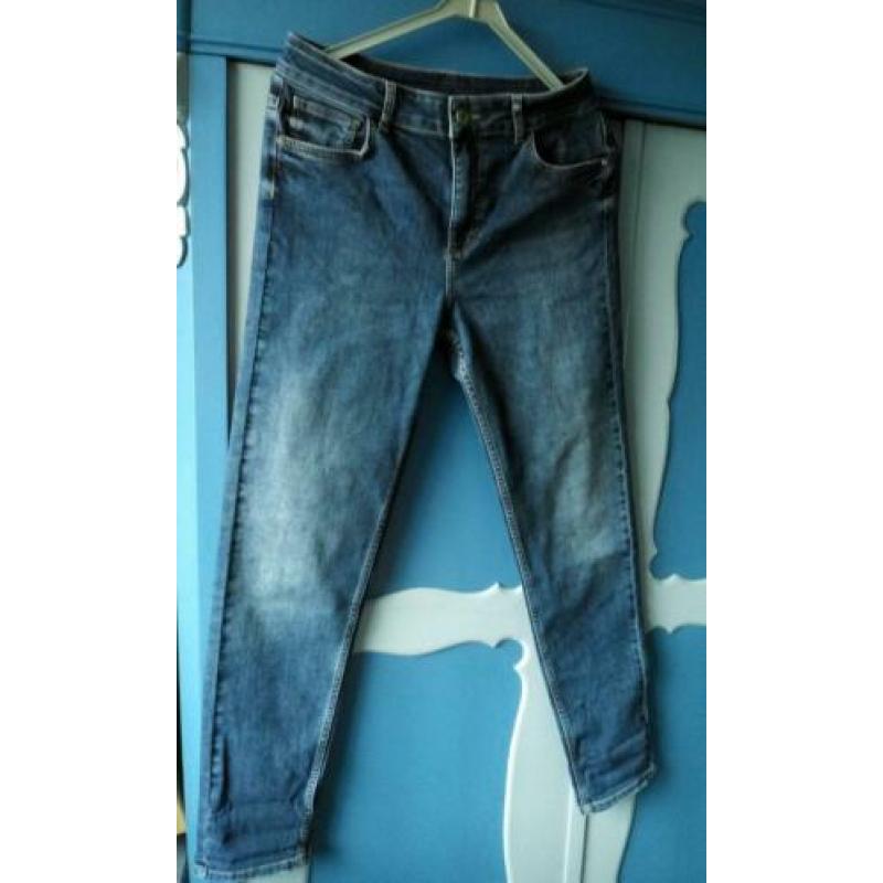 Maryley jeans mt 32 conf.mt 40 nw