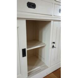 Handgemaakte buffetkast/vitrinekast, wit