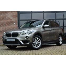 BMW X1 sDrive18i Automaat Xenon/LED NAVI Lane Cruise PDC ’16