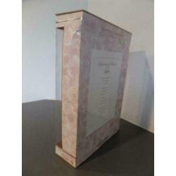 Vintage Barbie Collector item Sophisticated Wedding 2002