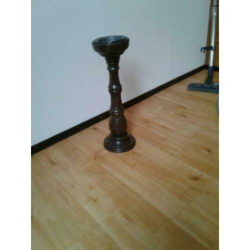 asbak staand( hout)