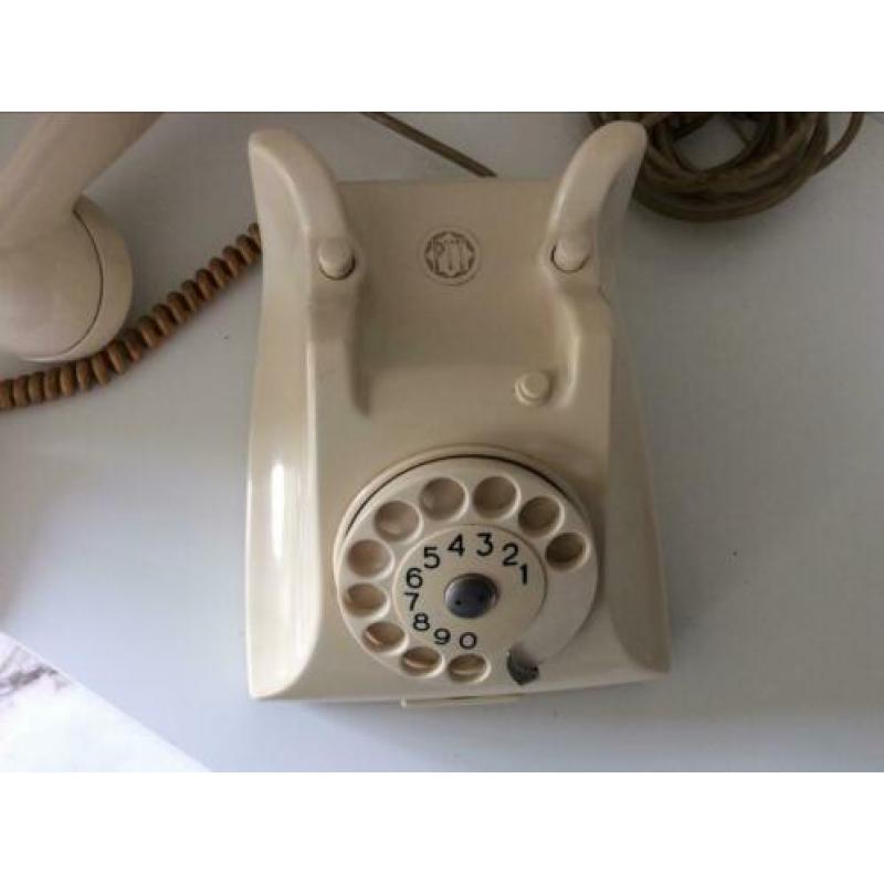 PTT telefoon met draaischijf ivoor retro vintage design