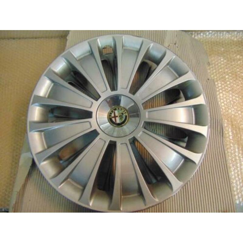 Wieldoppen 16 inch Alfa Romeo Mito