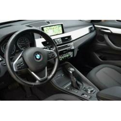 BMW X1 sDrive18i Automaat Xenon/LED NAVI Lane Cruise PDC ’16
