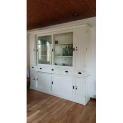Handgemaakte buffetkast/vitrinekast, wit