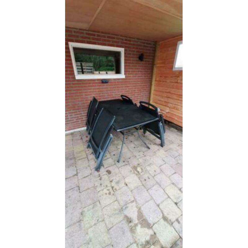 4 persoons tuintafel met 4 inklapbare stoelen met 5 standen