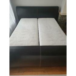 2 persoons bed