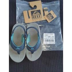 Reef teenslippertjes (baby) maat 21/22