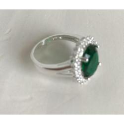 Ring met Groene Steen maat 18, NIEUW! GRATIS VERZENDEN!