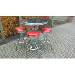 Bel Air 4 Amerikaanse barkrukken bar tafel fifties sixties