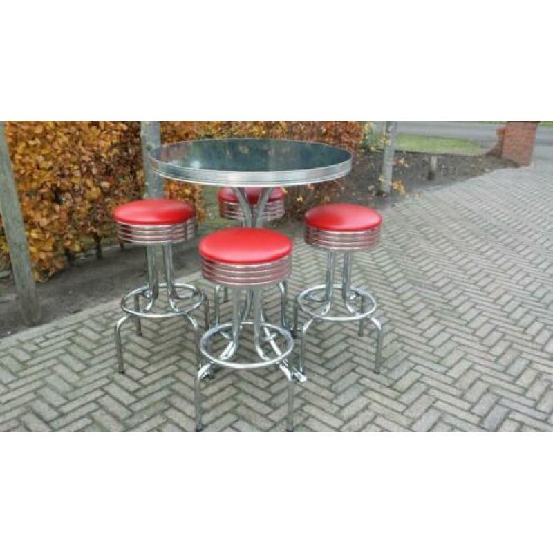 Bel Air 4 Amerikaanse barkrukken bar tafel fifties sixties