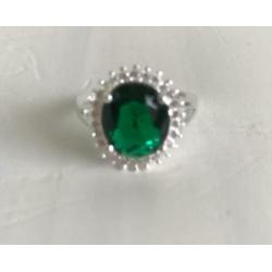 Ring met Groene Steen maat 18, NIEUW! GRATIS VERZENDEN!