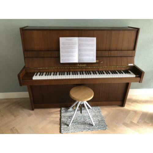 Lindbergh Piano