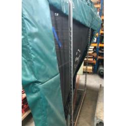 Vierkante trampoline