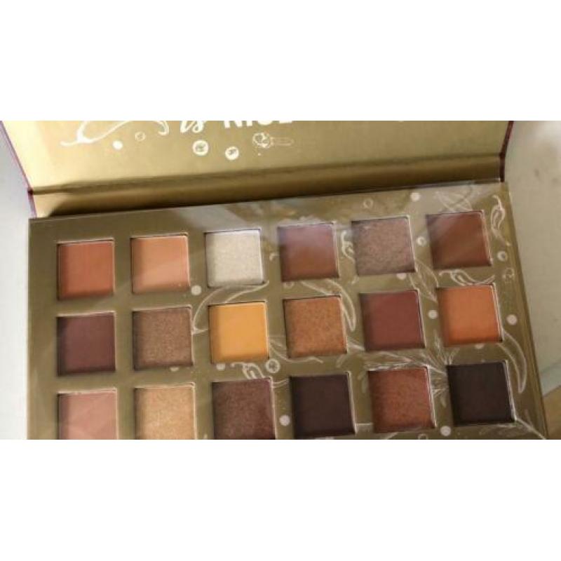 Essence Spice it up! Oogschaduw palette