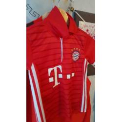 Diversen Voetbal Shirts in verschillende maten