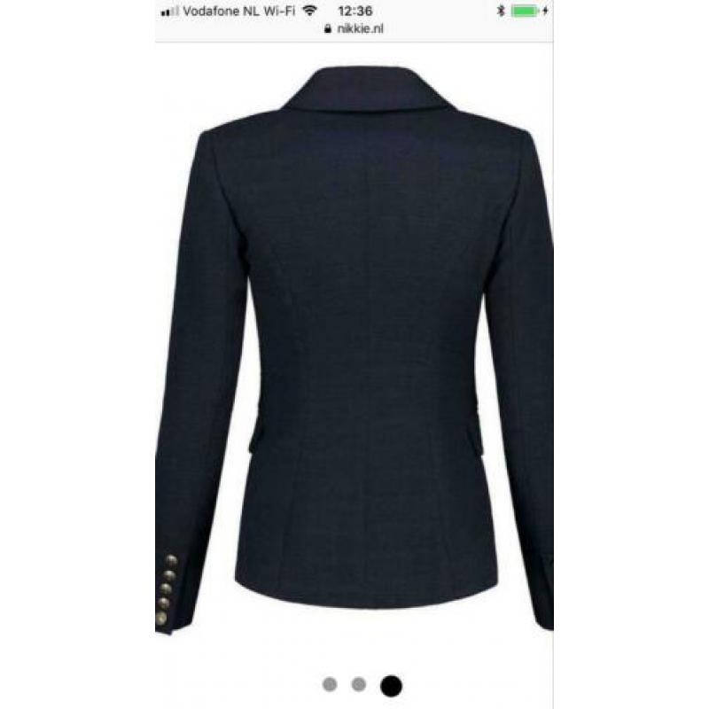 Nieuwe blazer van Nikkie maat 34
