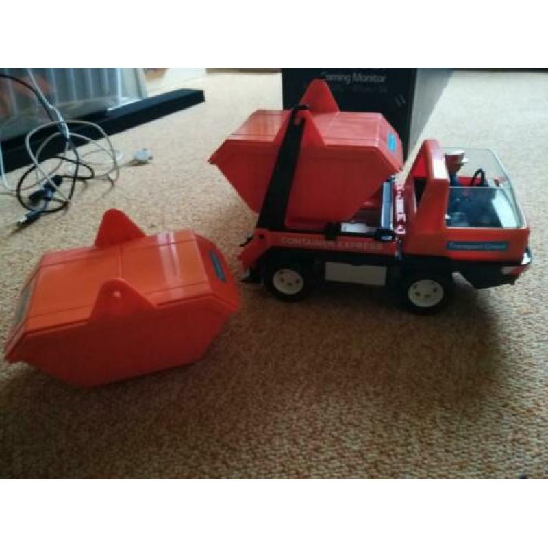 4 Playmobil (vracht) auto's