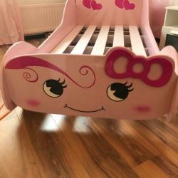 Meisjes bed