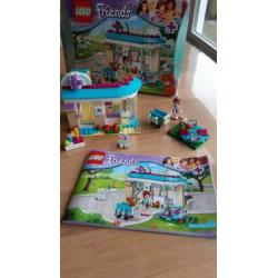 Lego Friends ( 41085, 41026, 41099 en 41128)