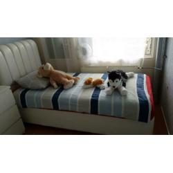 1 person bed met matras