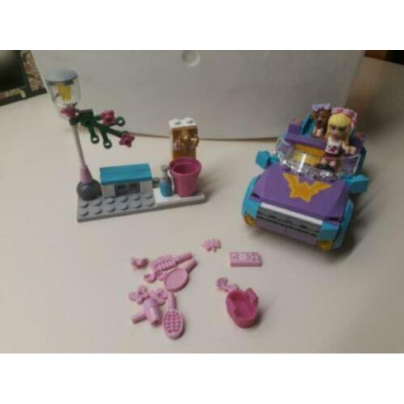 Lego friends 3183. Stephanie's coole cabriolet. Er ontbreken