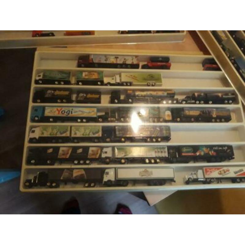 Modelvrachtauto diverse soorten 76 stuks