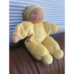 Zonnekindpop Knuffelpop 1 / 26cm / Antroposofische pop