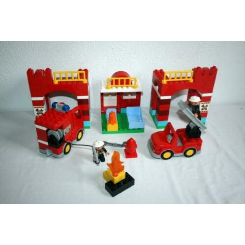 Duplo Brandweerkazerne 10593 compleet in doos