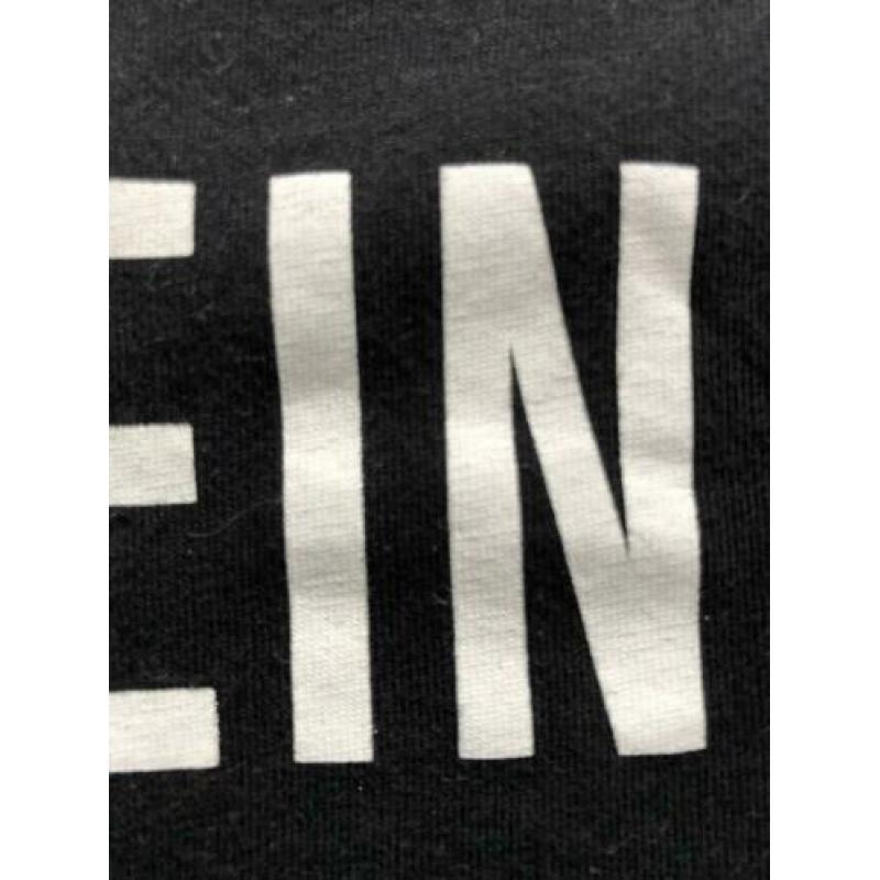 Als nieuw zwart t-shirt van Calvin Klein maat 140