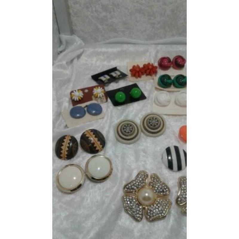Lotje vintage oorbellen