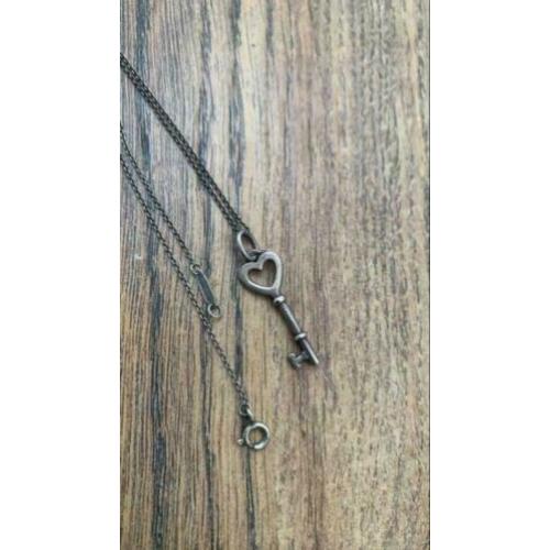 Originele Tiffany & Co ketting met sleutel