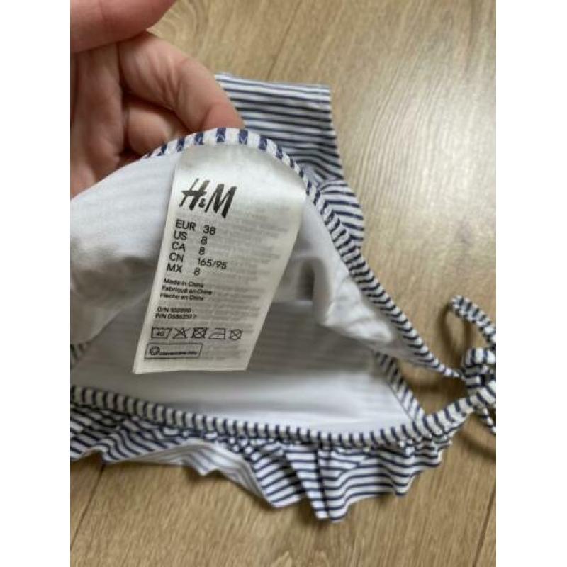 H&M blauw/wit gestreepte bikini met ruffles maat M