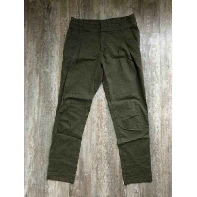 Beige broek van Zara. Maat S.
