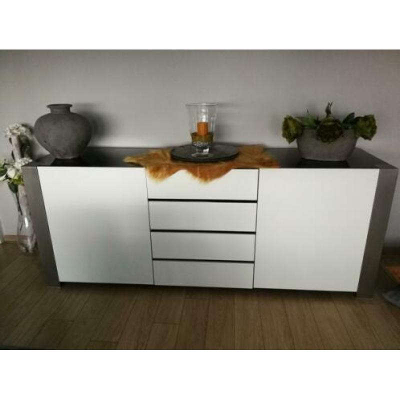 Prachtig dressoirs