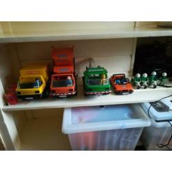 4 Playmobil (vracht) auto's