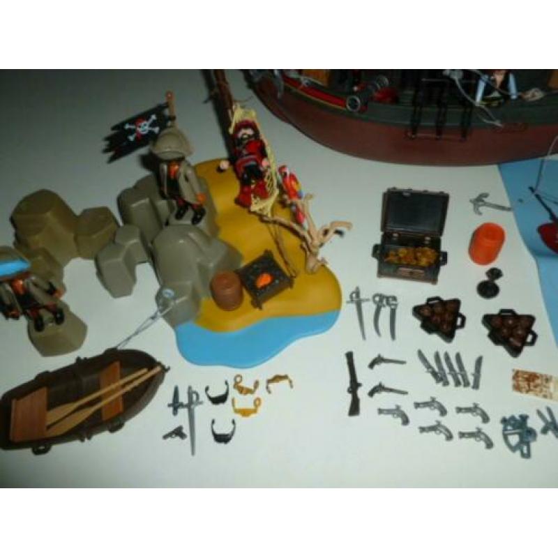 Playmobil Piraten schip 3174 en Piraten eiland 4139