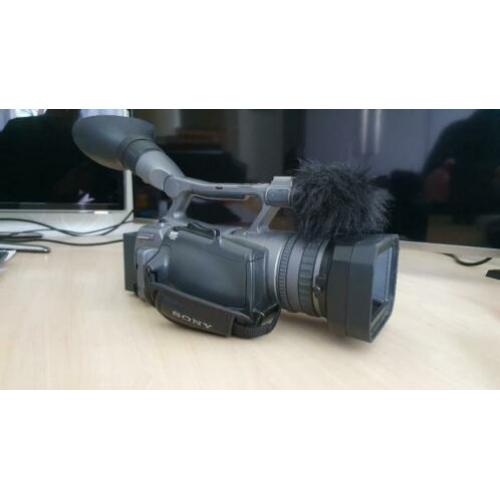 video camera Sony HDR FX7