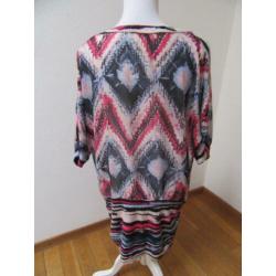 M18 wijd tuniek shirt ETAM roze blauw zwart maat 40