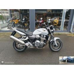 Honda Tour CB 1300 Naked bike 2005 zeer nette motor.