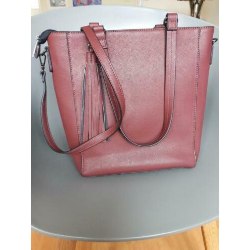 Mooie bordeaux rode trendy tas