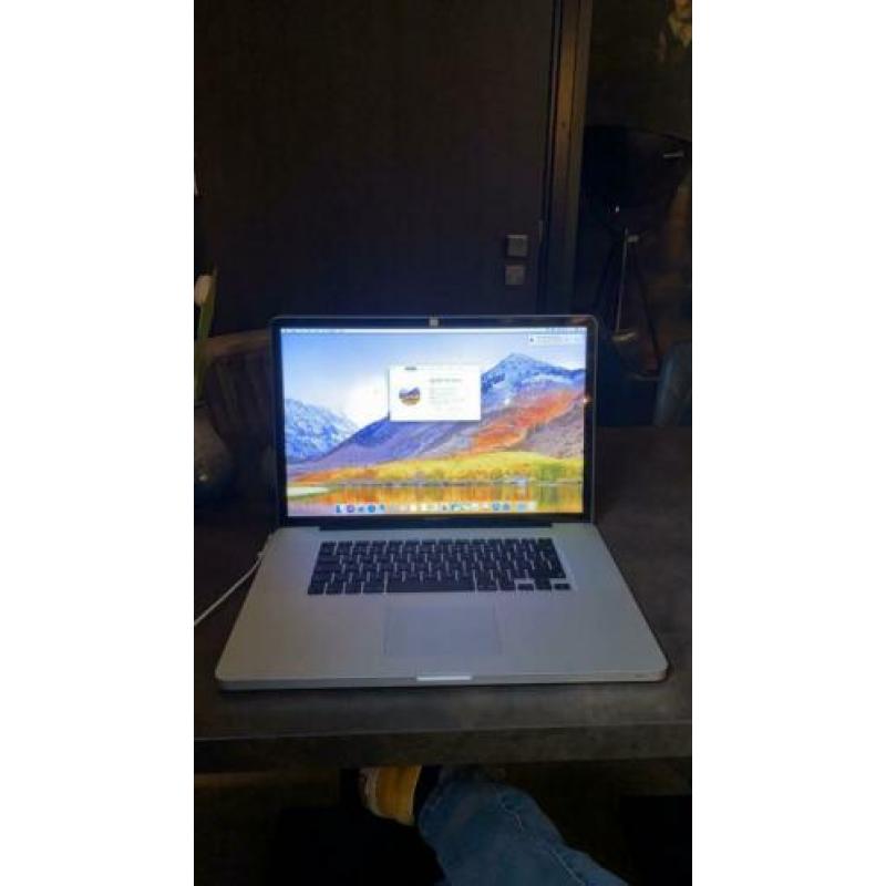Macbook Pro 17’ early 2011