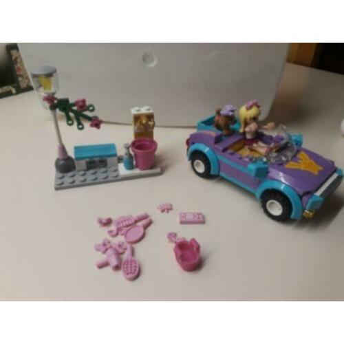 Lego friends 3183. Stephanie's coole cabriolet. Er ontbreken