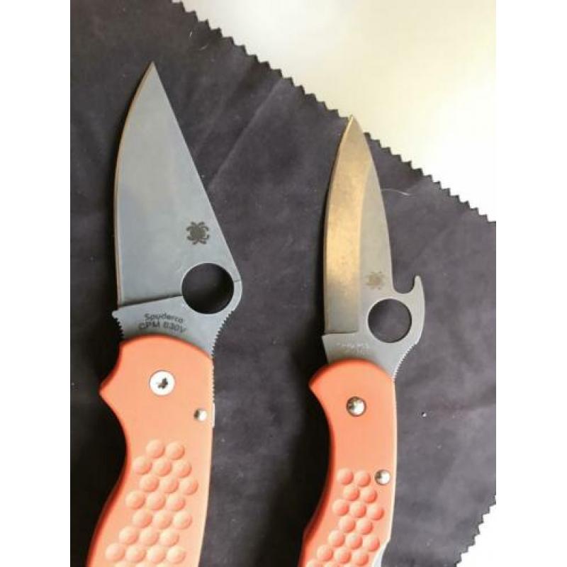 4x Spyderco