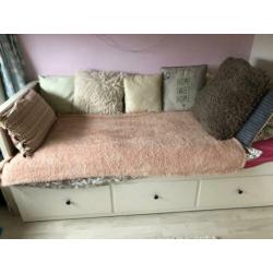 Uitschuifbaar Hemnes bed Ikea