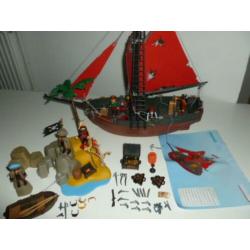 Playmobil Piraten schip 3174 en Piraten eiland 4139